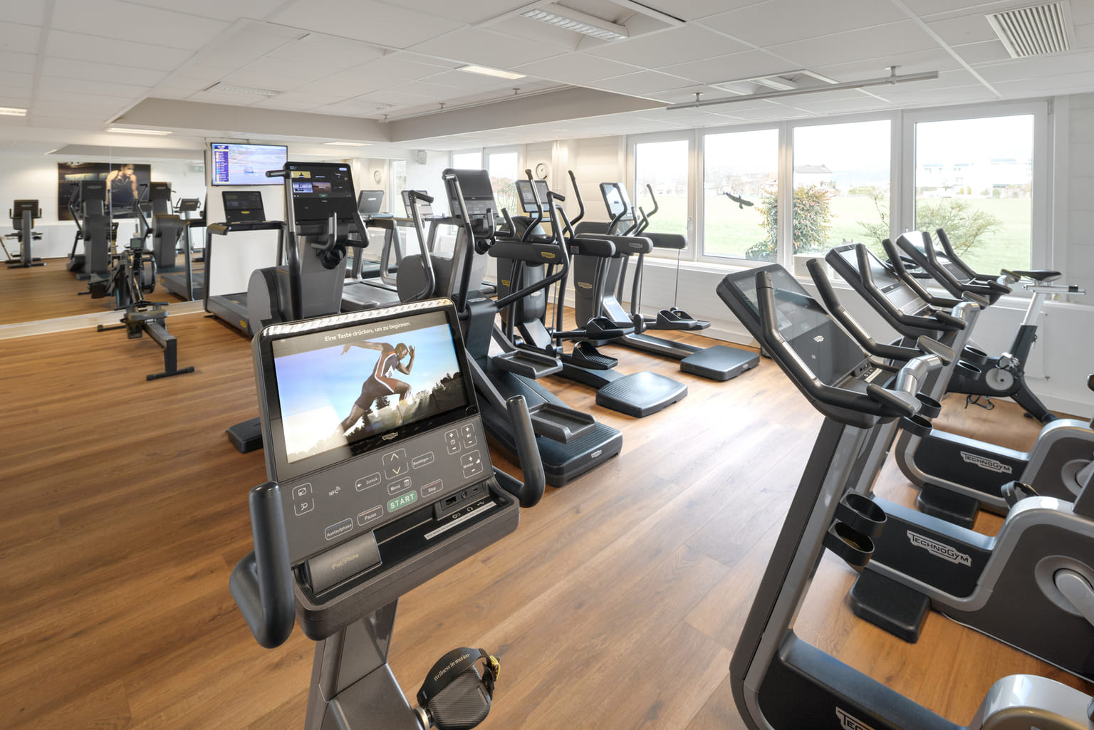 SportCenter Leuholz R5 0014 8000px Gerry Pacher