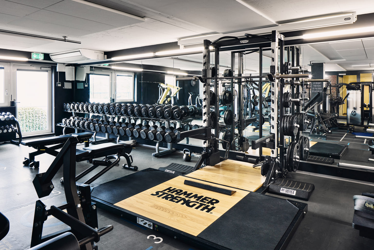 SportCenter Leuholz R5 0038 8000px Gerry Pacher.jpg