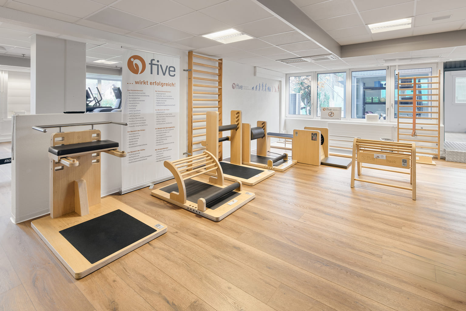 SportCenter Leuholz R5 9865 8000px Gerry Pacher